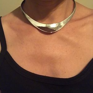 COPY - Vintage Silvertone Necklace Choker Style